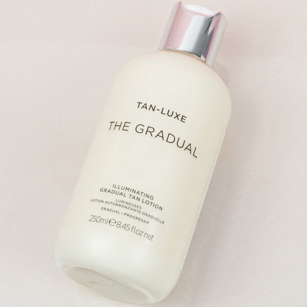 Tan-Luxe Tan-Luxe The Gradual Illuminating Tanning Lotion 250ml Italia