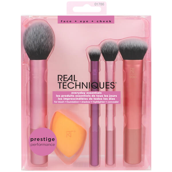 Real Techniques Real Techniques Everyday Essentials 2025