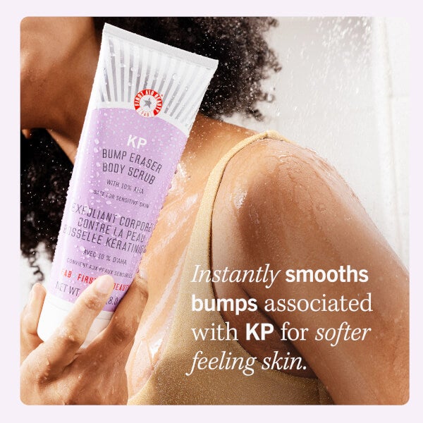 First Aid Beauty First Aid Beauty KP Bump Eraser Body Scrub con 10% AHA 226ml Italia