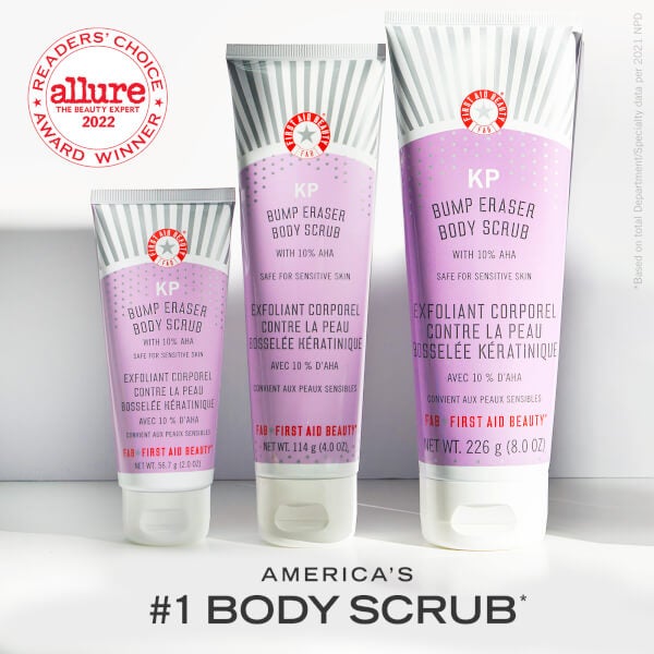 First Aid Beauty First Aid Beauty KP Bump Eraser Body Scrub con 10% AHA 226ml Italia