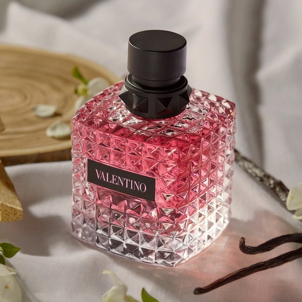 Valentino Valentino Born in Roma Donna Eau de Parfum for Her 30ml 50% di sconto per tempo limitato