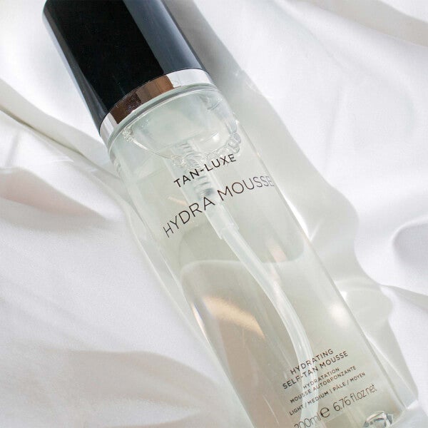 Tan-Luxe Tan-Luxe Hydra Mousse Hydrating Self-Tan Mousse 200ml - Light Esporta salva