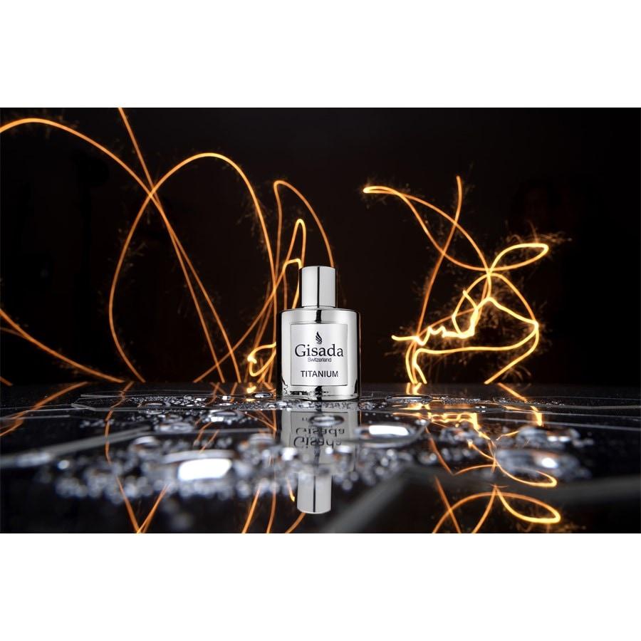 Gisada Titanium Eau de Parfum Spray Fino Al -60%