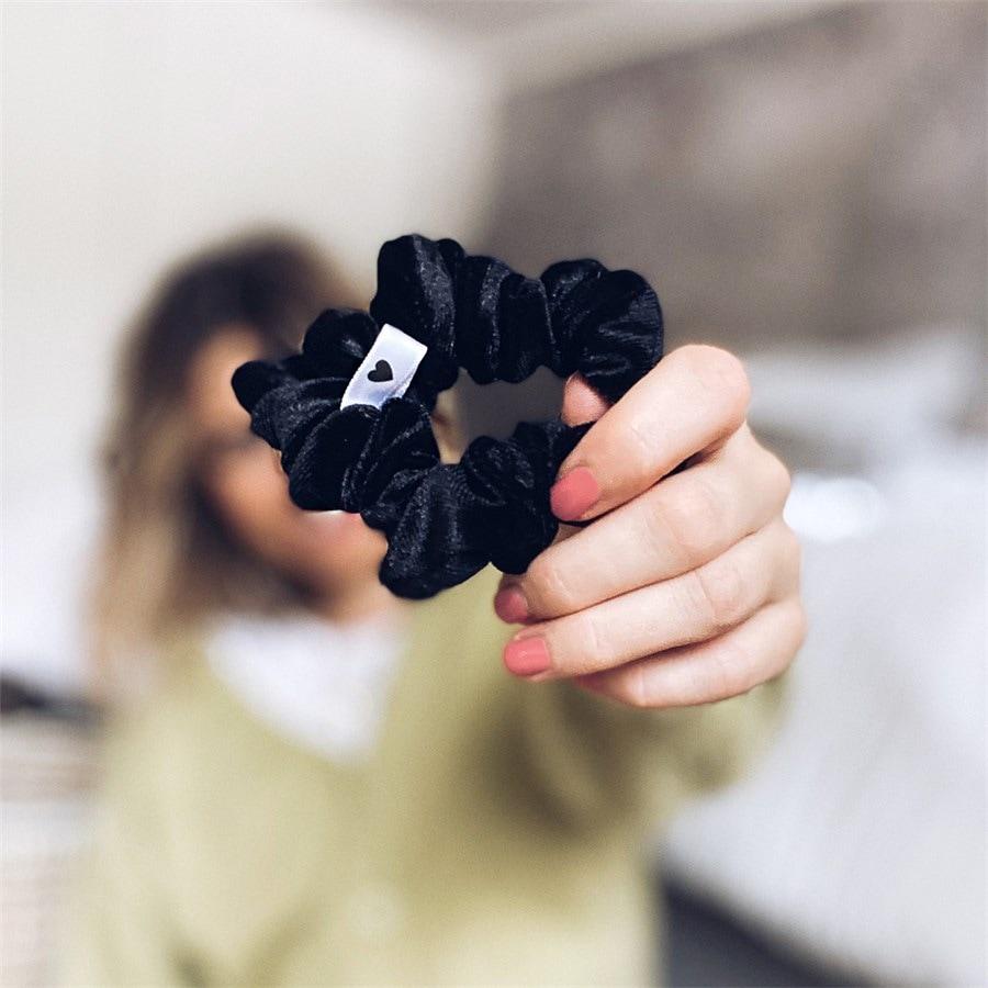 Bellody Scrunchies Original Scrunchie Classic Black 50% di sconto per tempo limitato