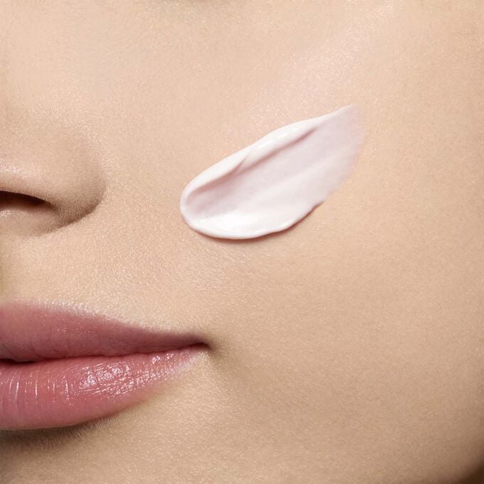 Clarins UV PLUS Antinquinamento Rosa Fino Al -60%