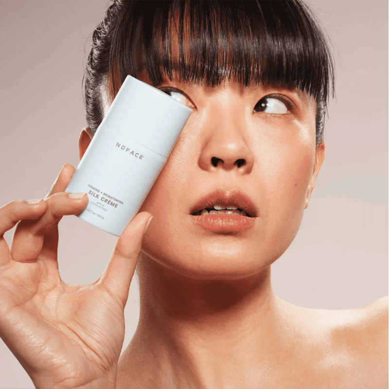 NuFACE Routine Intelligente di Tonificazione Avanzata del Viso Consegna Veloce