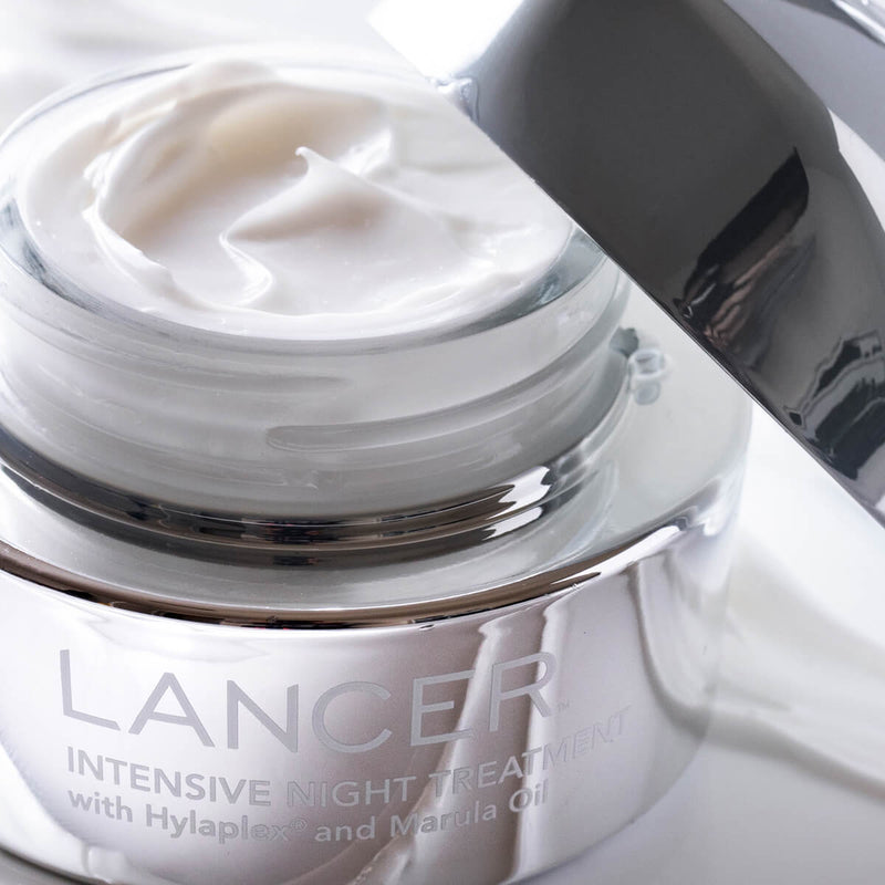 Lancer Skincare Trattamento Notte Intensivo con Hylaplex e Olio di Marula (50ml) Presa